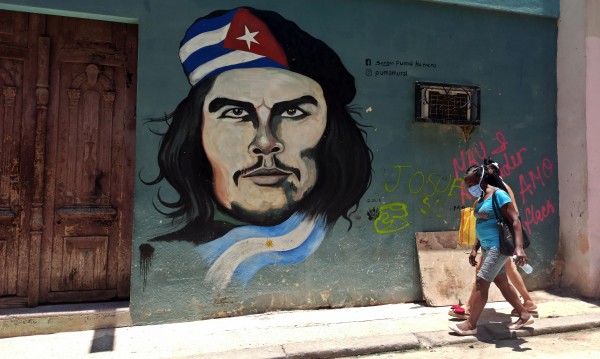 Не 60 месеца, вече 60 г.: Ембаргото на Куба надживя 10 президенти ...