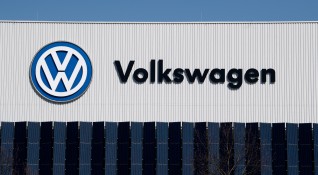 Германският автомобилостроител Фолксваген се отказва от плановете да построи нов