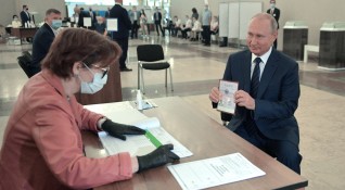 Жителите на Русия одобриха със 77 92 на сто от гласовете