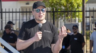 Предприемачът и основател на компаниите Tesla и SpaceX Илън Мъск