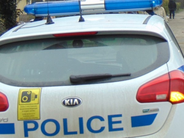 Служители на полицейското управление в Кюстендил са задържали 43-годишен мъж