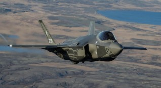 САЩ одобриха продажбата на 105 бойни самолета пето поколение F 35