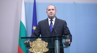 Президентът Румен Радев поиска оставката на правителството Вчерашният ден бе