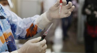 Изследването върху доброволци на първата в света ваксина срещу коронавирус