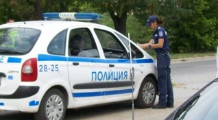 Полицията в Дупница е открила вчера в близост до жк