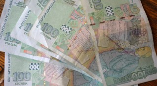 КНСБ настоява минималната работна заплата да достигне 800 лева а