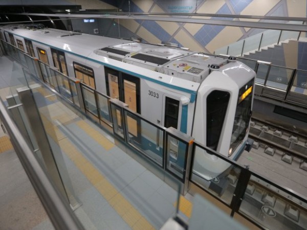 Влак на столичния „Метрополитен“ е престоял в тунел на метрото