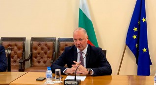 Транспортният министър Росен Желязков коментира в Пловдив че да си