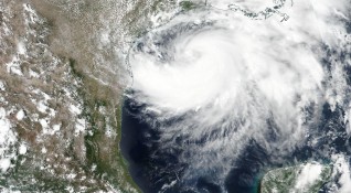 Губернаторът на Тексас Грег Абът обяви извънредно положение в 32
