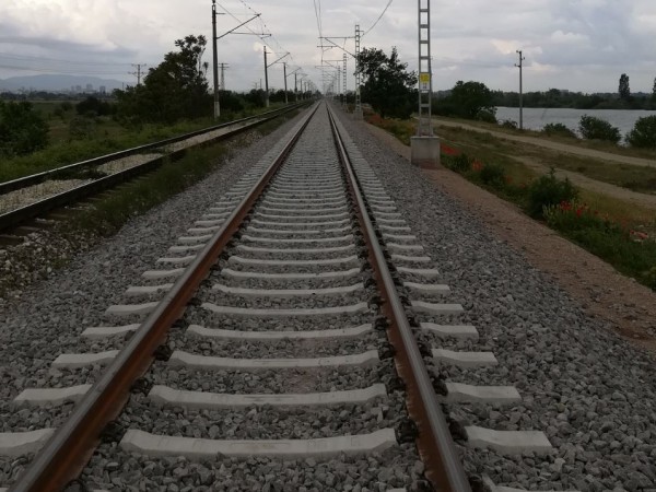 Товарен влак е дерайлирал на ЖП гара Калояновец, съобщи NOVA.