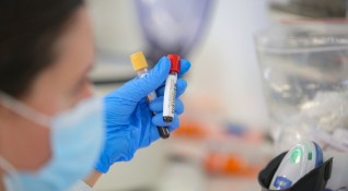 Спад с 74 случая на новите болни от коронавирус за