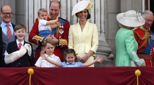 Принц Джордж има специална връзка с прабаба си кралица