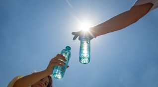 Столична община организира на 30 юли раздаване на минерална вода