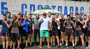 Министърът на младежта и спорта Красен Кралев посети тренировките на