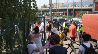 Протестиращи затвориха кръговото кръстовище при 4 ти километър в София
