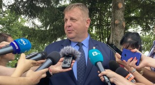 Вицепремиерът Красимир Каракачанов заяви пред актива на партия ГЕРБ че
