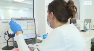 Проектът за разработване на българска ваксина срещу коронавируса остава без