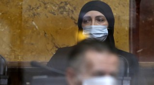 Депутатка с хиджаб беше избрана за първи път в сръбския