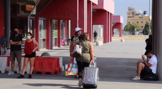 Първите организирани туристи от Израел се очакват на летище Варна