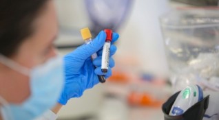 Френското здравно министерство съобщи за цели 3310 нови заразени с