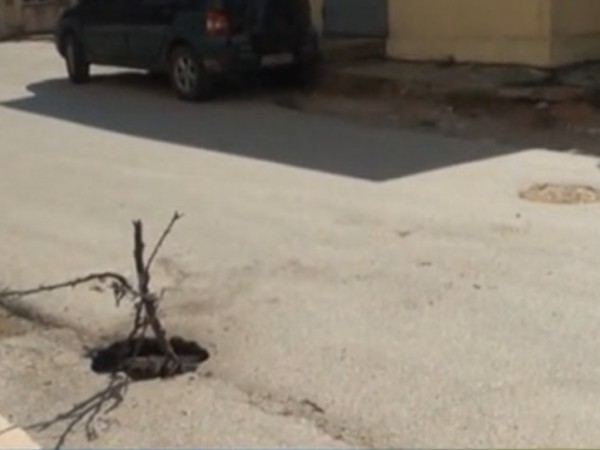 Ремонт на опасни дупки на улица в Силистра възмути жители
