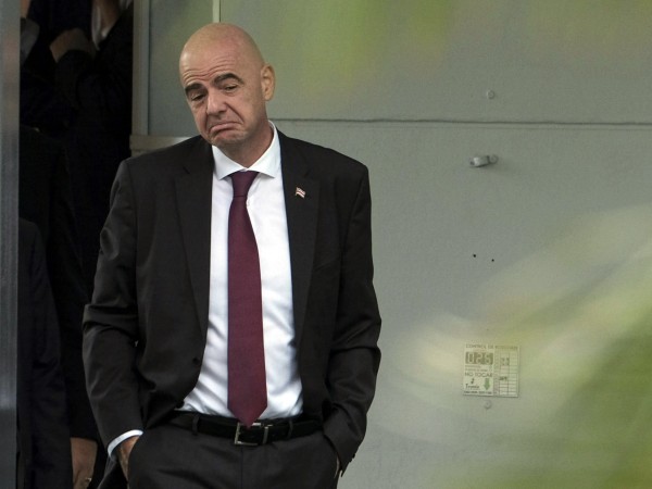 Етичната комисия на ФИФА сложи край на разследването срещу президента