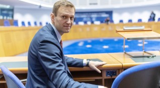 Полагат се усилия за прехвърляне на руския опозиционер Алексей Навални