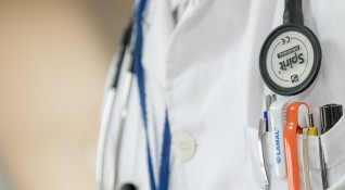 Медици от болницата в Дулово масово подават оставки Всички медицински