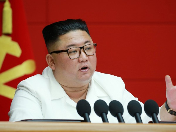 Севернокорейският лидер Ким Чен Ун е в кома, а управлението