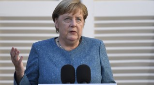 Германският канцлер Ангела Меркел призова Русия да направи разследване на