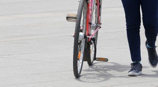 14 годишен велосипедист пострада при пътен инцидент в Бургас съобщават от