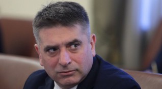 Коалиционният партньор на ГЕРБ ВМРО се въздържа от коментар
