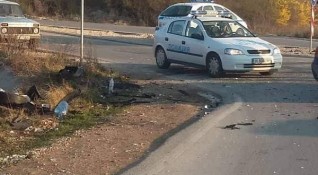 Пиян шофьор катастрофира на пътя от Каварна за Балчик съобщават