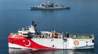 Турция съобщи че ще проведе военни учения в Източното Средиземноморие