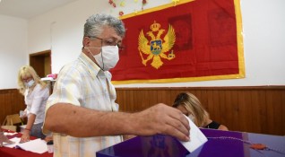 Управляващата в Черна гора лявоцентристка Демократическа партия на социалистите ДПС