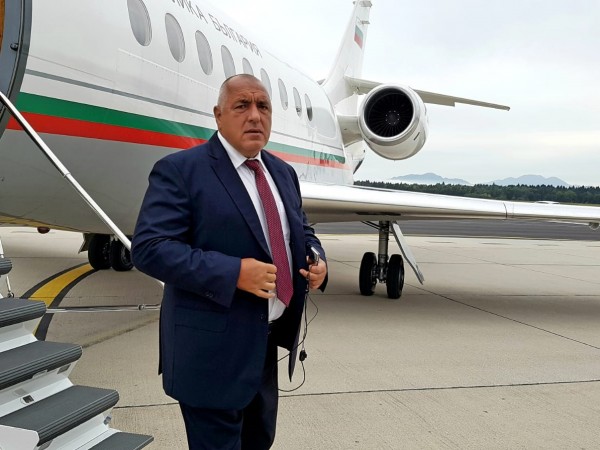 Премиерът Бойко Борисов пристигна в Словения, където ще участва в