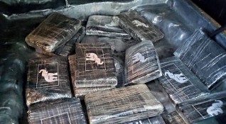Над 18 кг кокаин задължаха митнически служители на ГКПП Малко