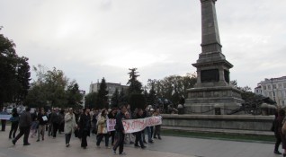 Демонстранти от Русе които настояват за чист въздух затвориха за