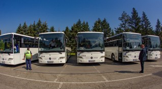 Снимка Димитър Кьосемарлиев Нови автобуси ще превозват пътниците към Витоша Те