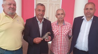 Българският орел и ценните експонати открити на във Вознесенския археологически