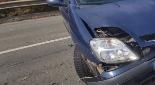 Водач на автомобил е загинал тази сутрин при катастрофа край
