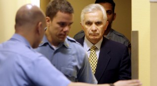 Осъденият за военни престъпления бивш представител на босненските сърби Момчило