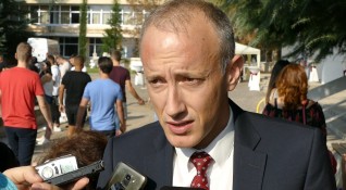 Министърът на образованието Красимир Вълчев обяви че не очаква бум