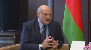 Беларус обяви че е принудена да затвори границите си със
