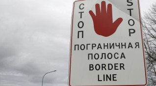 Границите на Беларус останаха отворени ден след като президентът Александър