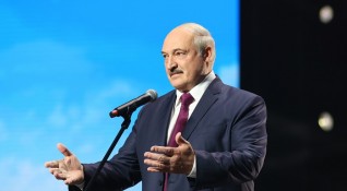 Александър Лукашенко е положил клетва като президент на Беларус съобщава