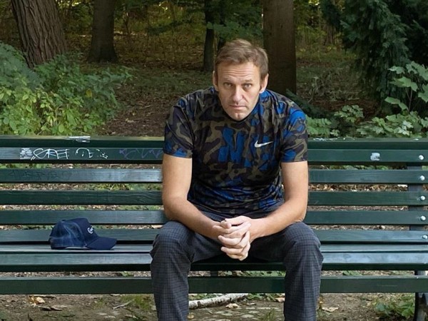 Опозиционерът Алексей Навални вече се възстановява от отравянето с нервнопаралитично