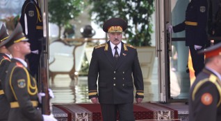 Беларуският президент Александър Лукашенко отхвърли решението на редица страни да