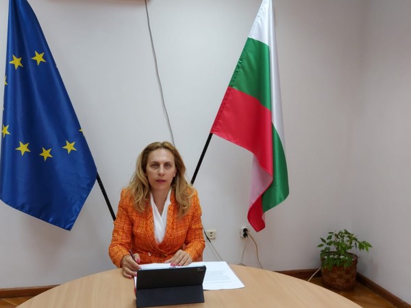 Вицепремиерът и министърът на туризма Марияна Николова благодари на българите,