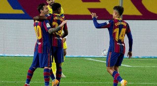 Барселона стартира с убедителна домакинска победа битката за титлата в